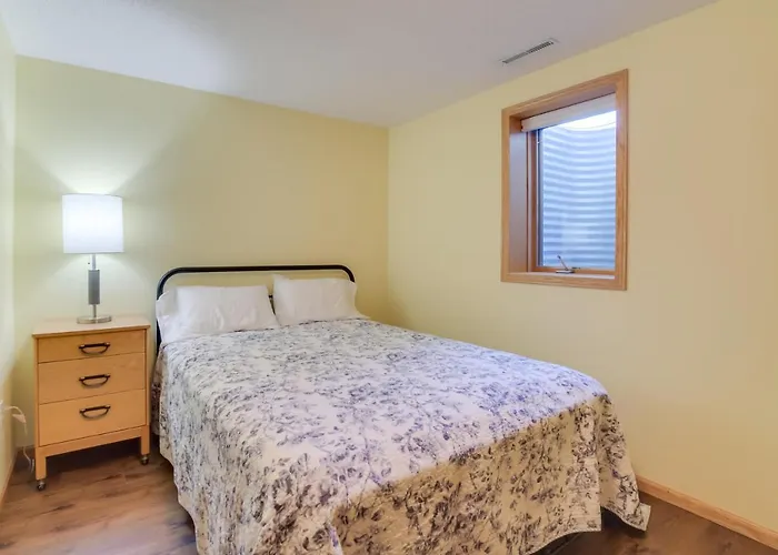 5 Mi To Dtwn: Pet-friendly 'wheatland Twin' Home! Holiday home *