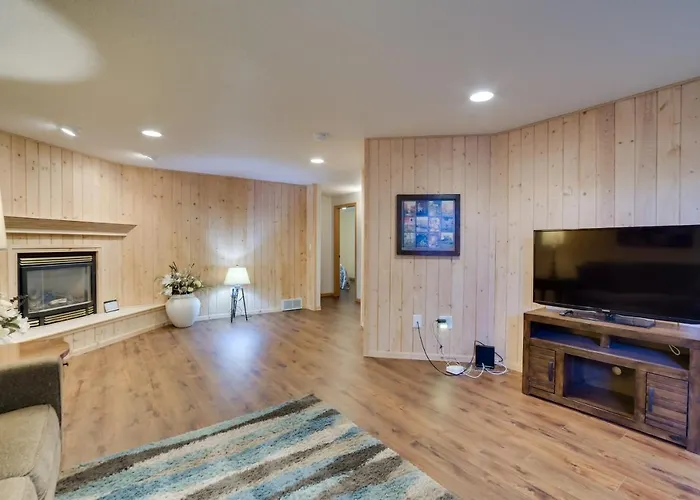 5 Mi To Dtwn: Pet-friendly 'wheatland Twin' Home! Holiday home