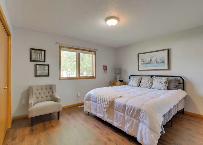 5 Mi To Dtwn: Pet-friendly 'wheatland Twin' Home!