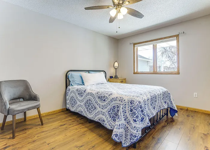 5 Mi To Dtwn: Pet-friendly 'wheatland Twin' Home! *