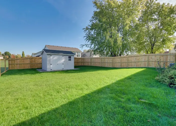5 Mi To Dtwn: Pet-friendly 'wheatland Twin' Home!